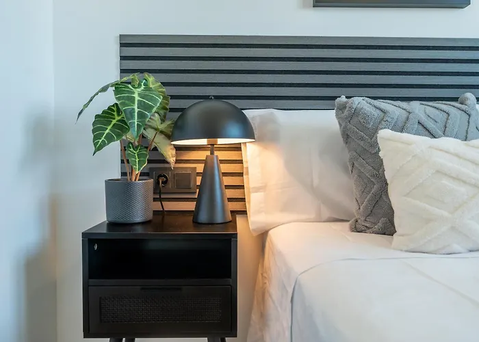 Xpce Urban 14 Skyline - Parking Free Apartment *